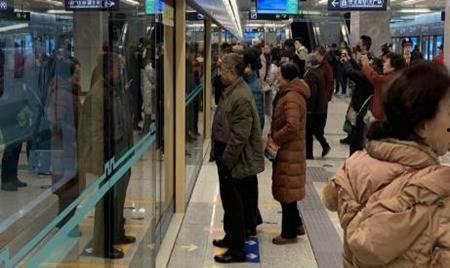 西安爆料高陵事件视频最新,西安街头冲突引发社会关注